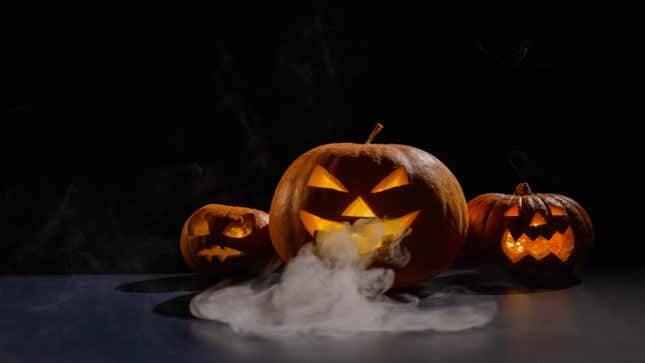 Image for article titled Add Creepy Smoke to Your Jack-o&#39;-Lantern With Dry Ice