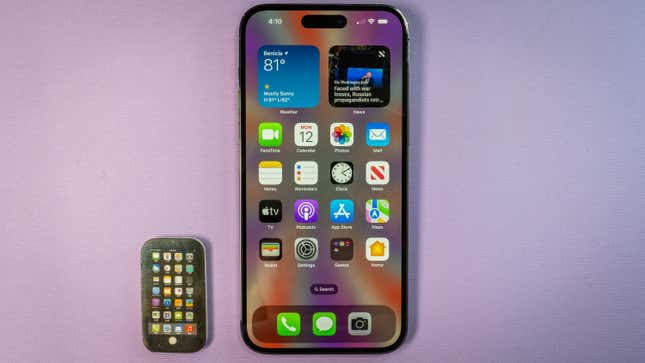 Image for article titled Apple's iPhone 14 Pro Makes Ditching Android More Tempting Than Ever