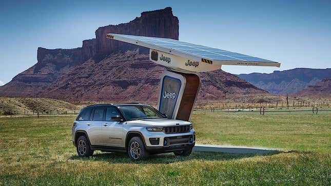 Image for article titled The Most Powerful Jeep Grand Cherokee Is A Plug-in Hybrid