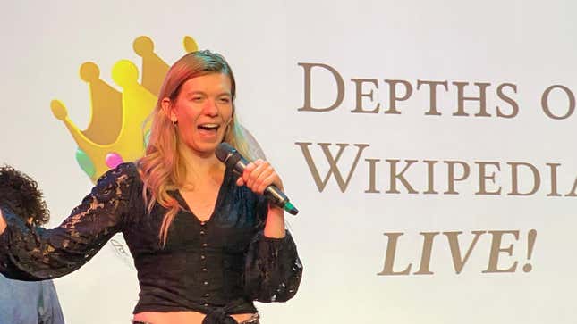 Annie Rauwerda performing at Depths of Wikipedia Live