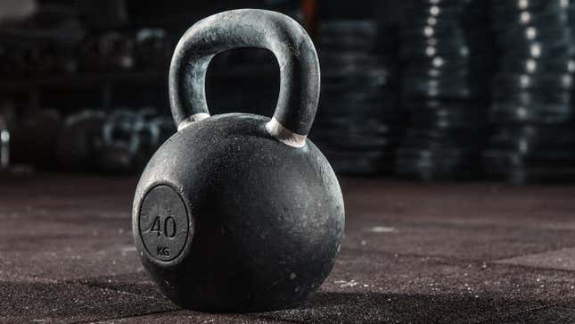 Image for article titled How to Do Kettlebell Exercises Without Hurting Your Wrists