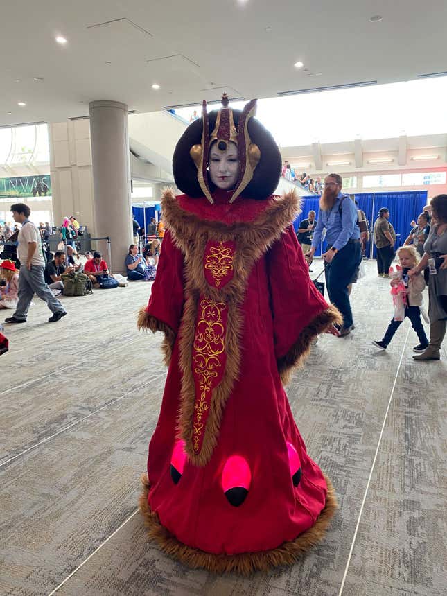 Image for article titled The Most Awesome Cosplay of San Diego Comic-Con 2023, Day 2