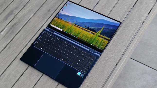 Imagen para el artículo titulado El Samsung Galaxy Book Pro 360 es el 2 en 1 que siempre has soñado