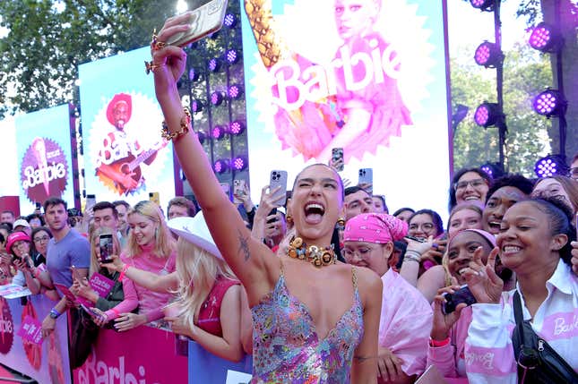 Image for article titled The European Premiere of &#39;Barbie&#39; Looked Way More Fun Than the First Premiere