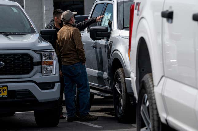 Image for article titled A Legislative Battle Is Brewing Between Car Dealers and Automakers in the U.S.