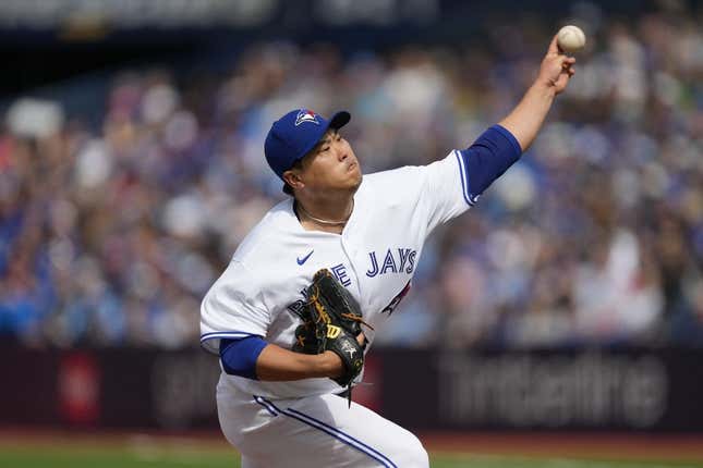 Sep 17, 2023; Toronto, Ontario, CAN; Toronto Blue Jays starting pitcher Hyun Jin Ryu (99) pitches to the Boston Red Sox during the third inning at Rogers Centre.