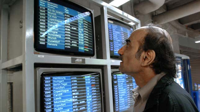 Imagen para el artículo titulado Ha muerto el hombre que inspiró la película The Terminal en el aeropuerto donde vivió 18 años
