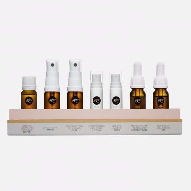 Image for article titled Stay sane (and stylish) in the holiday travel crush with these TSA-friendly amenity kits