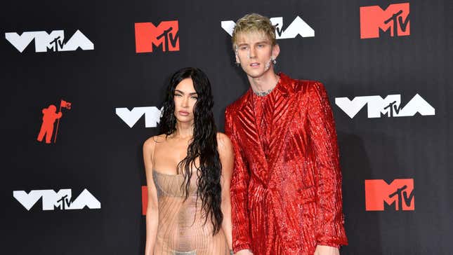 Image for article titled Megan Fox and Machine Gun Kelly&#39;s First Meeting Sounds Like It Was Stolen From Fanfic