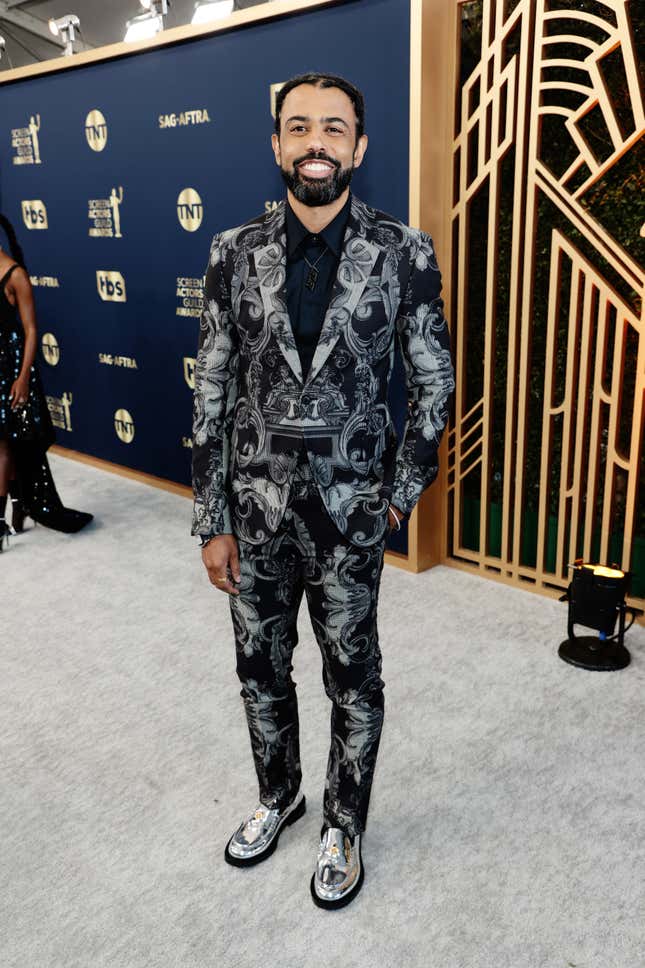 Daveed Diggs attends the 28th Screen Actors Guild Awards at Barker Hangar on February 27, 2022 in Santa Monica, California.