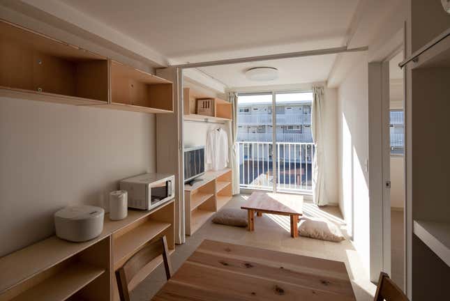 Interiors, Container Housing