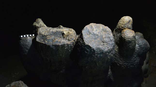 Imagen para el artículo titulado Descubren un estudio de arte de neandertales en una cueva de España