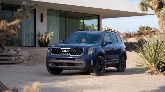Image for article titled 2023 Kia Telluride Gets More Expensive Just To Go Off-Roading