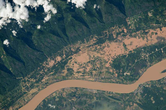 Image for article titled The winding beauty of the world’s rivers, seen from space
