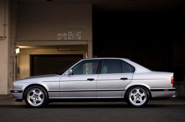1992-1993 BMW M5