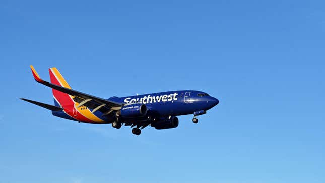 Image for article titled A Southwest Airlines Passenger Airdropped Nudes to Fellow Passengers and the Pilot