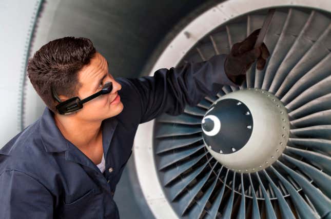Image for article titled A guide to the major players in today’s high-tech goggle market