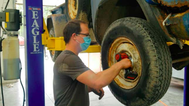 Image for article titled I Bought The World's Most Hopeless Jeep. Bringing It Back To Life Was A Miracle That Nearly Broke Me