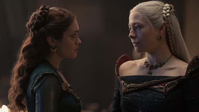 Imagen para el artículo titulado La danza de dragones ha comenzado: aquí está el tráiler del final de temporada de La Casa del Dragón