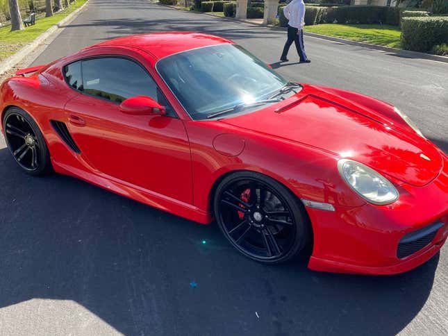 Bild für Artikel mit der Überschrift: Ist dieser 2006er Porsche Cayman SA mit Turbolader für 34.999 US-Dollar ein Schnäppchen?