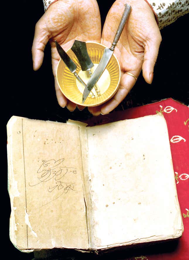 Miniature kirpans at the Akal Takhat.
