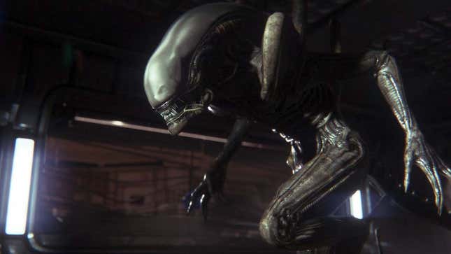 The all black Xenomorph alien running quickly through a dark hallway. 