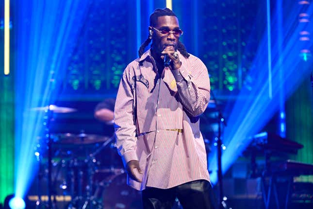 THE TONIGHT SHOW STARRING JIMMY FALLON — Episode 1707 — Musical guest Burna Boy performs on Monday, September 12, 2022.
