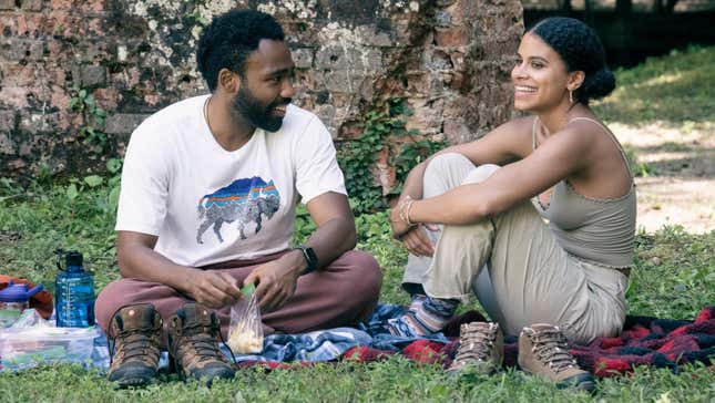 Donald Glover as Earn Marks and Zazie Beetz as Van 