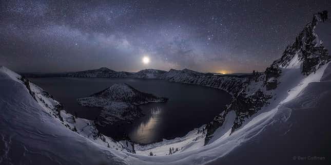 The Crater Lake in Oregon