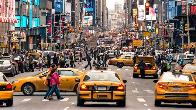 Image for article titled Biggest Reasons Why Americans Are Leaving Big Cities