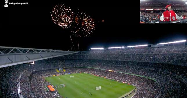 Guarnizo during his stream of the Kings League finals at Camp Nou on March 26.