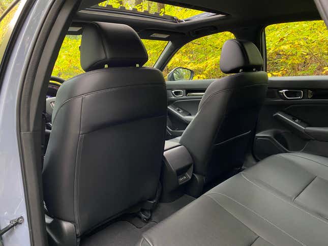 Image for article titled The 2022 Honda Civic Hatchback Is A Daily You'll Look Forward To Driving