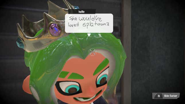 A Splatoon 3 player who is incidentally wearing a crown comments on Queen Elizabeth's death.