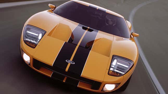 Front image of the 2002 Ford GT Concept on a banked oval
