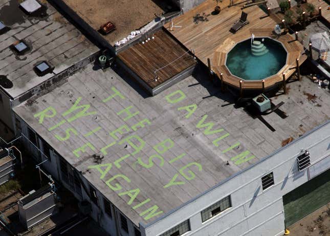 Image for article titled The destruction wrought by Hurricane Katrina, seen from the air