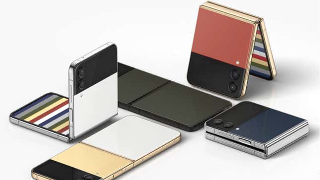 Save 15% on Samsung's Foldable Galaxy Z Flip 4 Smartphone