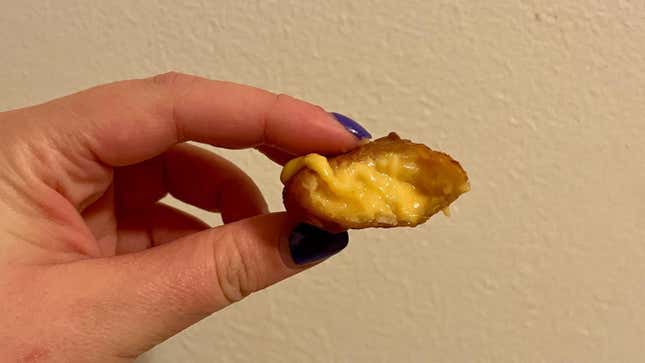 Image for article titled White Castle’s Mac and Cheese Nibblers Are Fast Food Perfection