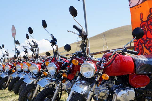 Image for article titled Riding a Monkey Bike Across Mongolia Is Amazing and Painful