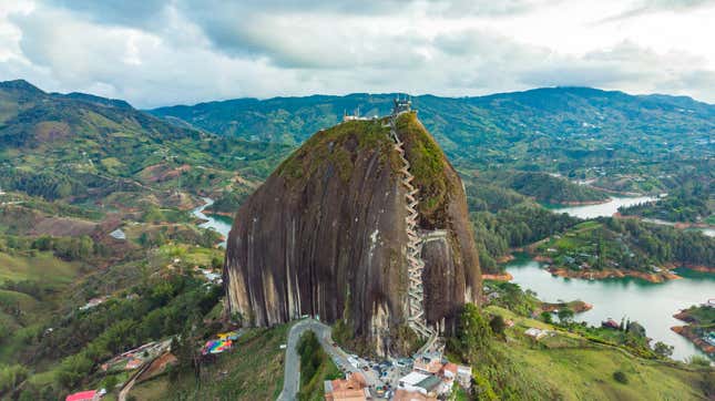 An aerial of the Rock of Guatapé. OnlyFans actress Katty Blake and her boyfriend filmed a sex video there.