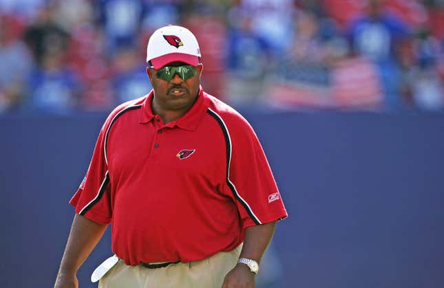 Image for article titled Deadspin takes a look at every Black coach that’s been hired in the NFL since 2000 and how they fared