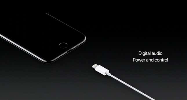 Image for article titled The iPhone 7 does not have a headphone jack, and audio engineers are actually happy about it