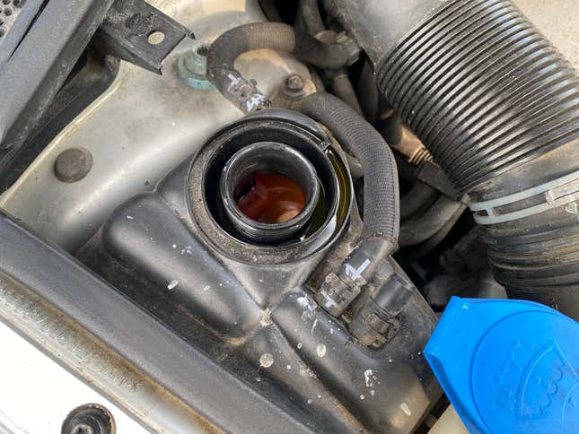 Image for article titled Save Your Engine From Overheating By Filling Your Coolant With This Incredible Tool
