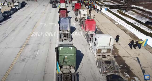 Image for article titled Truckers Protest In Support Of Ukraine As Second American &#39;Freedom Convoy&#39; Falls Apart