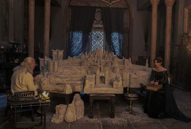 Image for article titled In House of the Dragon, It's Bad to Be the King
