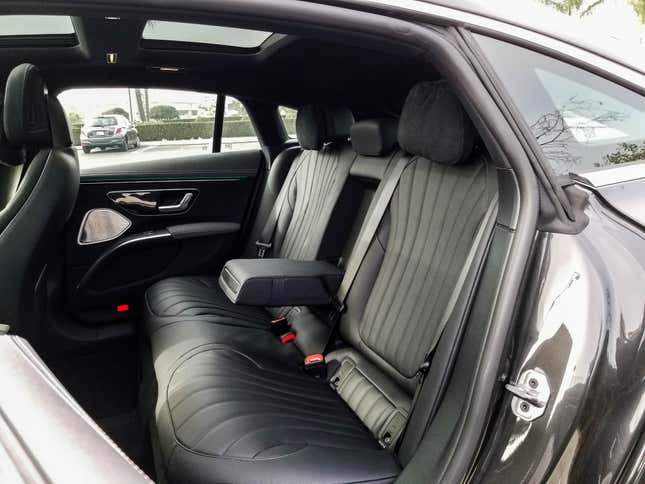 Image for article titled First Drive: The 2022 Mercedes-Benz EQS450+ Is A Beautiful Electric Porpoise