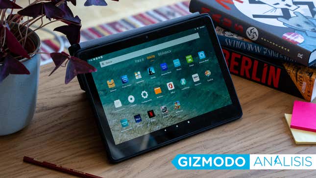 Imagen para el artículo titulado Fire HD 10, análisis: la tablet barata de Amazon sigue siendo una ganga
