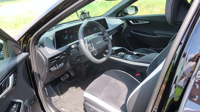 Image for article titled I Drove A Preproduction Kia EV6, The First Electric Kia Built On The 'Revolutionary' E-GMP Platform. Here's What I Thought