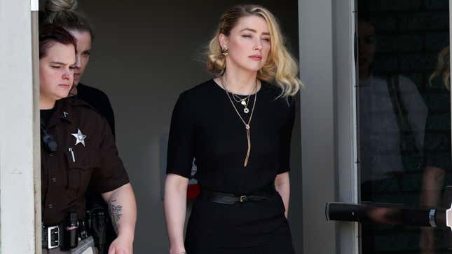 Image for article titled Amber Heard Hires Lawyers from New York Times vs. Sarah Palin Case for Appeal Against Depp