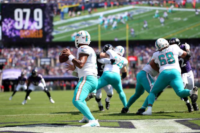 Miami Dolphins QB Tua Tagovailoa threw six touchdowns against the Baltimore Ravens