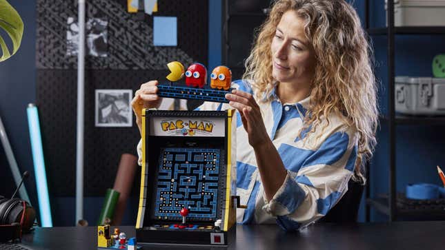 A photo shows the Lego Pac-Man machine being built. 